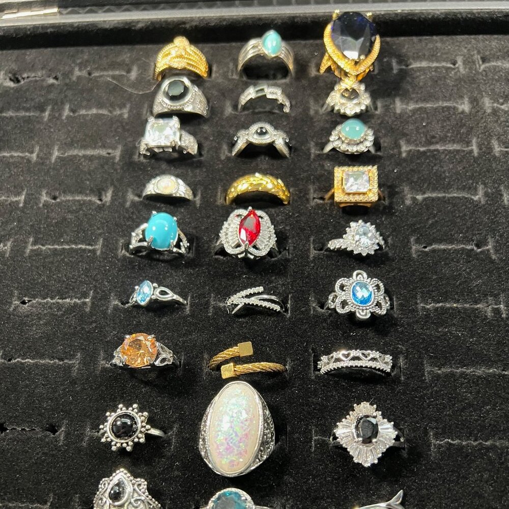 Wholesale Mics Womans Rings Bundle 5